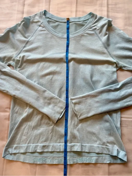 lululemon athletica Swiftly Tech 2.0 Race Length Long Sleeve Size 8 Blue Chill - Picture 12 of 13